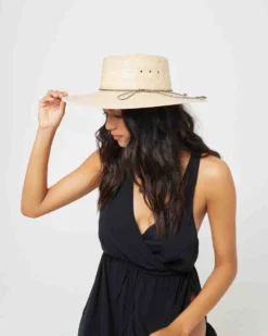 Wayne Hat 7 Wayne Hat -Sunflai Swimwear Shop 6349968 LSWAY20 2 1 fbc4cb89 1fb9 408f 98ea 35694b9c56c1