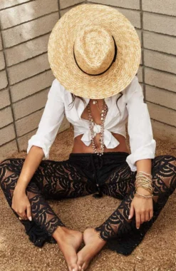 PQ Swim Lace Diva Malibu Pant In Black 6 PQ Swim Lace Diva Malibu Pant In Black -Sunflai Swimwear Shop S18 GLAM 38 LCD 436P 9bfda4d1 3638 4a9a bbf3 fa0ee6898fe5