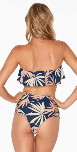 L Space Tripp Bottom In Polynesian Palm PNTRB18-NVY 6 L Space Tripp Bottom In Polynesian Palm PNTRB18-NVY -Sunflai Swimwear Shop lspaceresort 2018PNLYT18 NVY PNTRB18 NVY 4